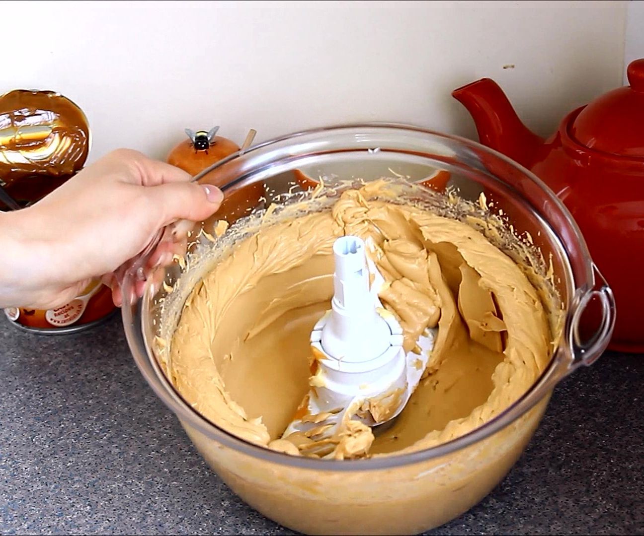  How to Make a Caramel Flavour Cake Filling