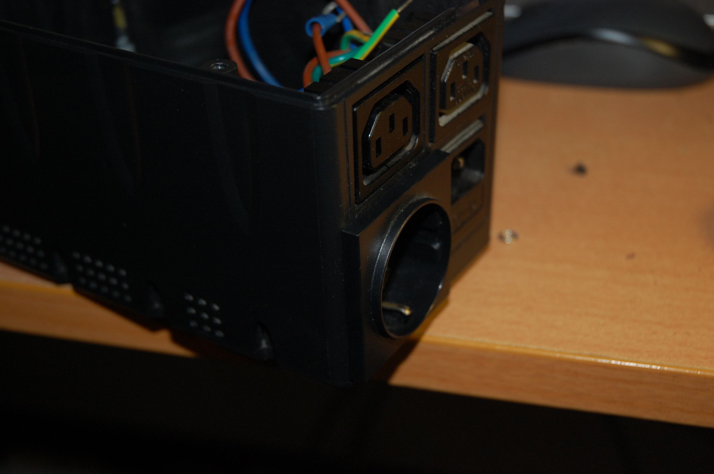 Ups Modification UPS Restoration and Modification - Instructables