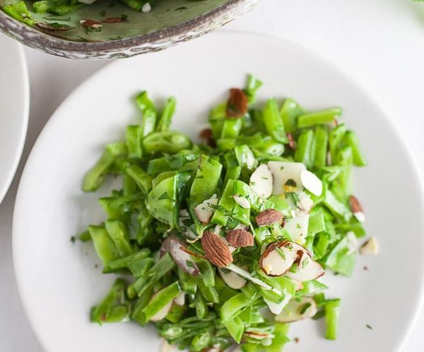 Minty Pea and Almond Salad