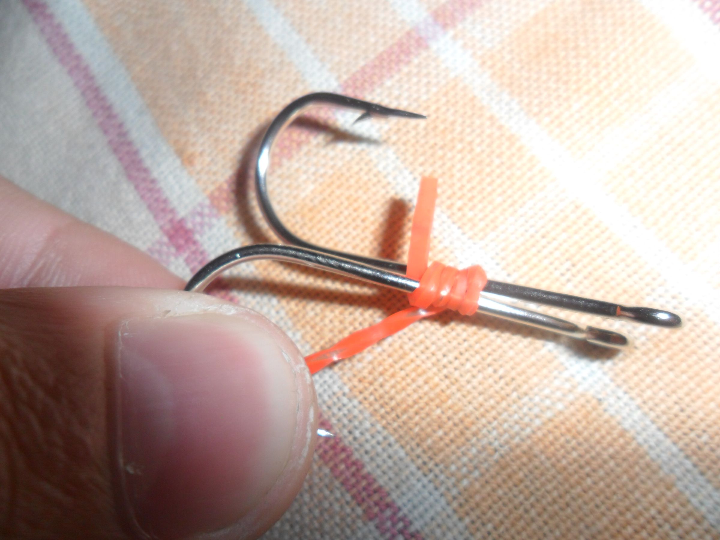 How to Make a Simple Rig and a Double Hook : 10 Steps - Instructables How to Make a Simple Rig and a Double Hook : 10 Steps - Instructables