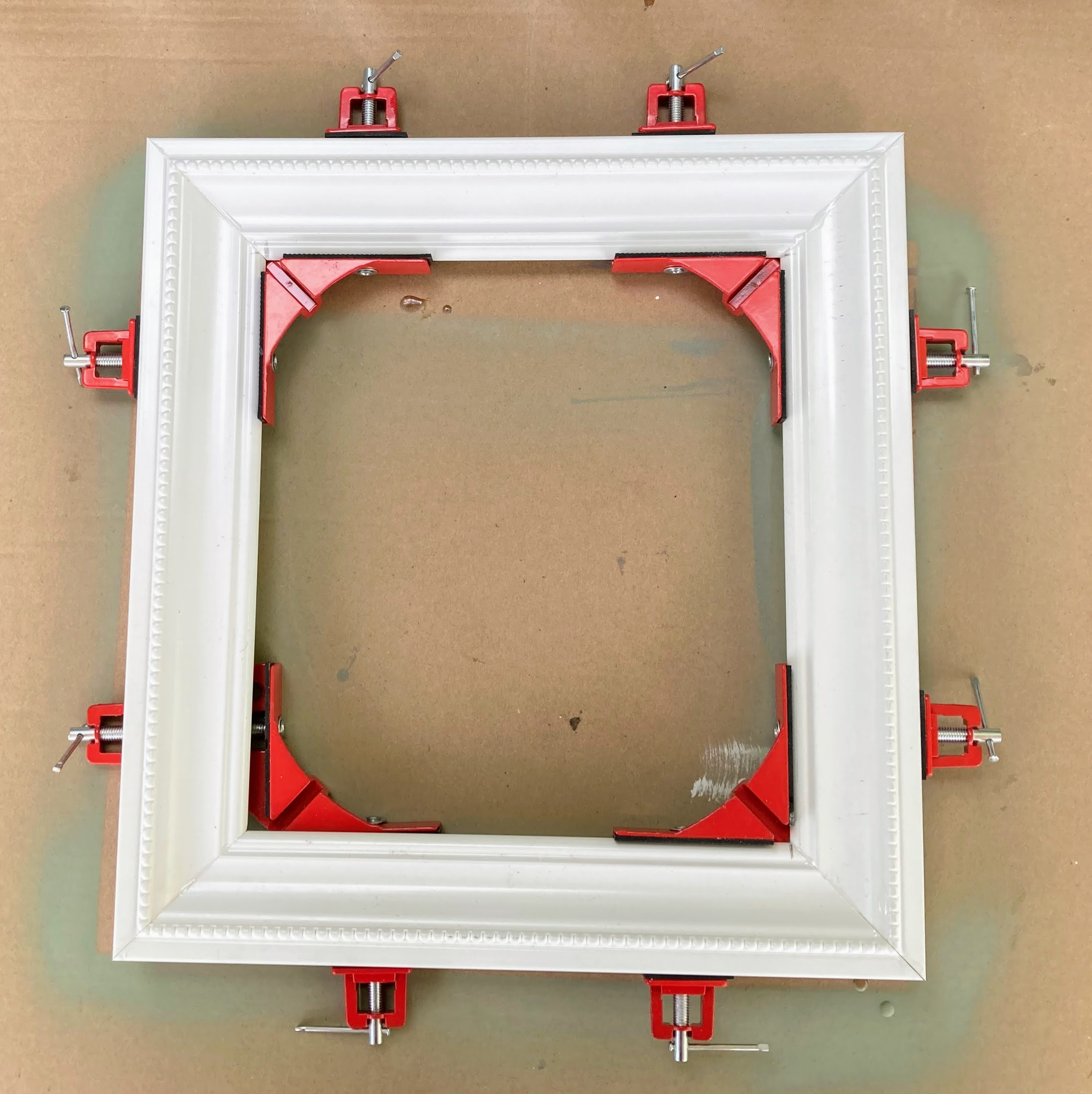 Plastic Wall Hanging Box for Succulents With Frame 3 Steps