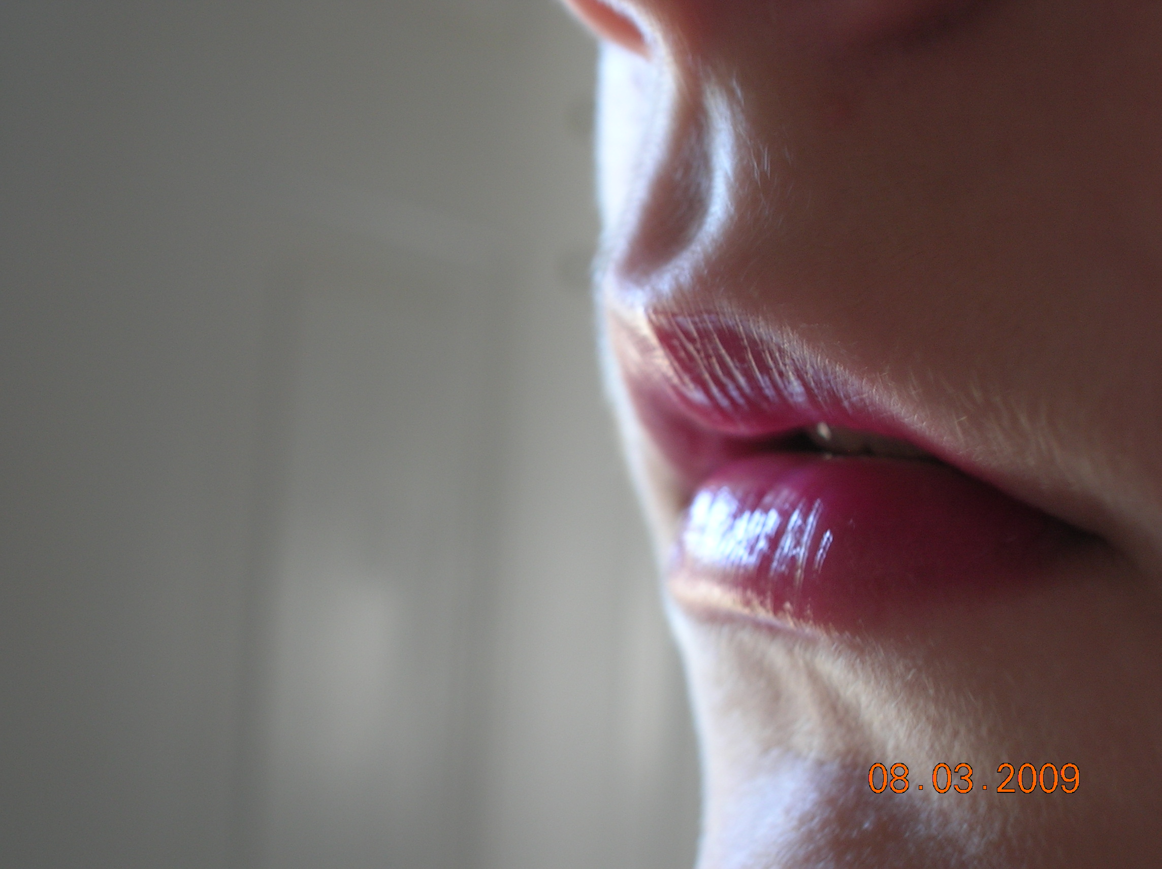 How to make easy Lip Gloss