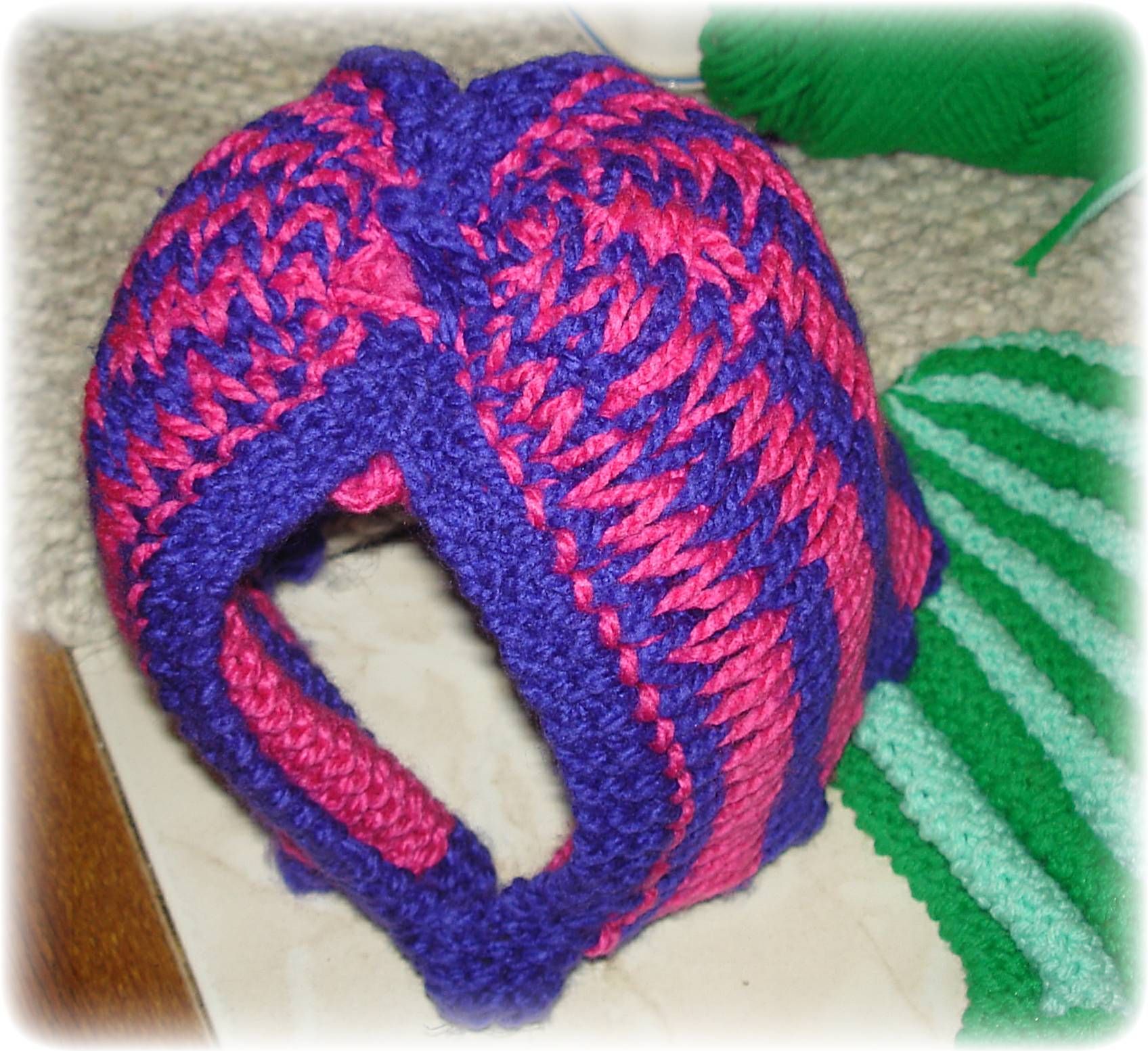 How to Knit a 'proper' English Tea Cosy! 12 Steps (with Pictures