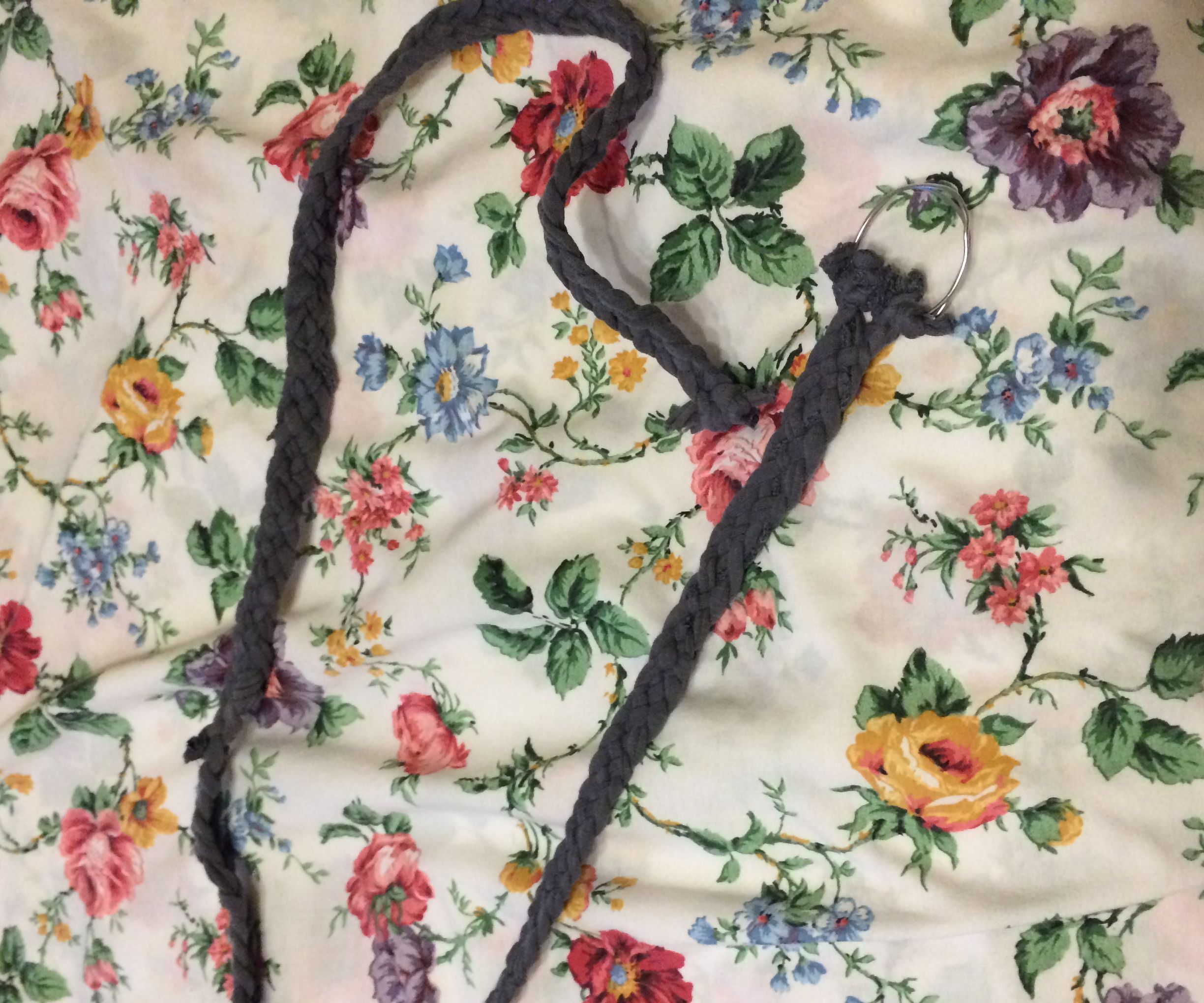 Paperclip buckle belt