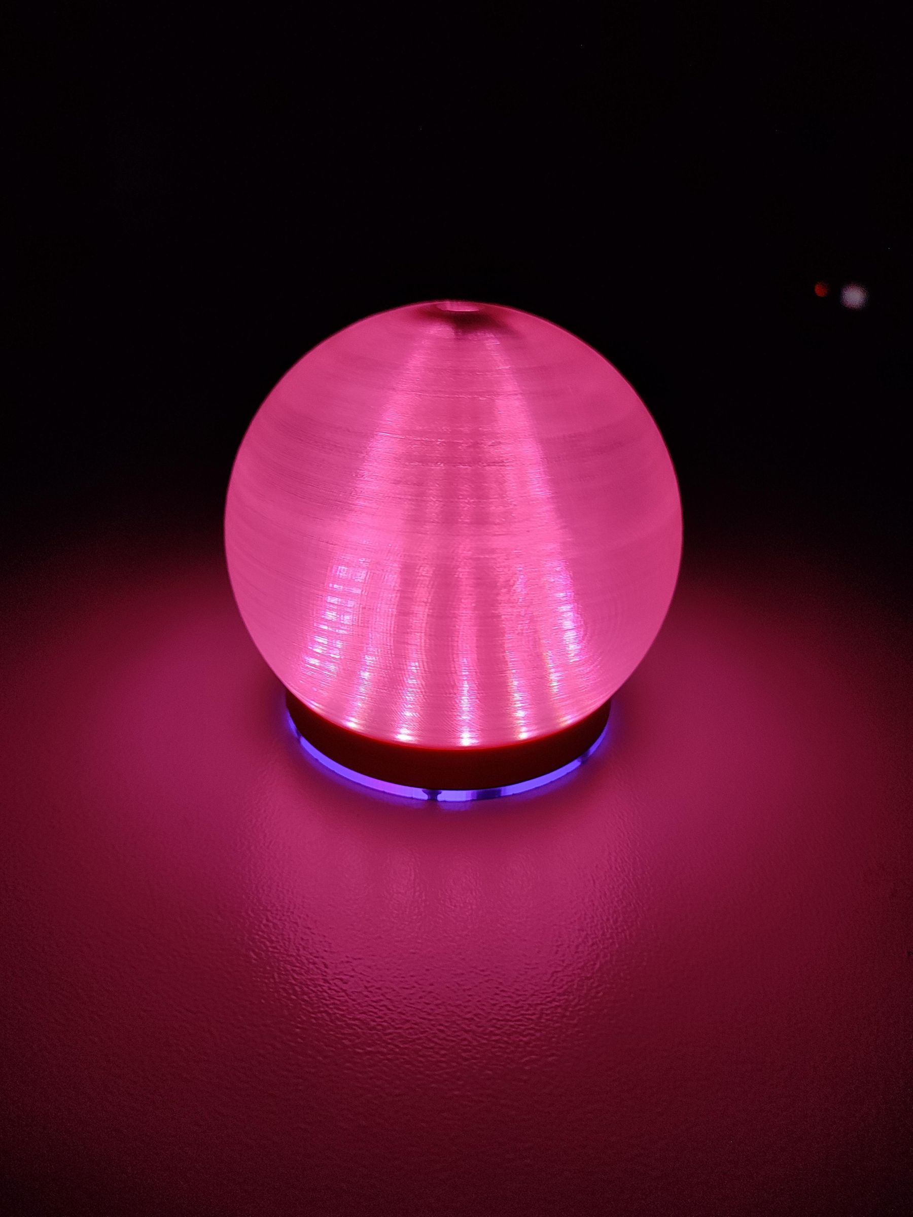 GESTURE CONTROLLED HOLOGRAPHIC MOOD LAMP 11 Steps (with Pictures