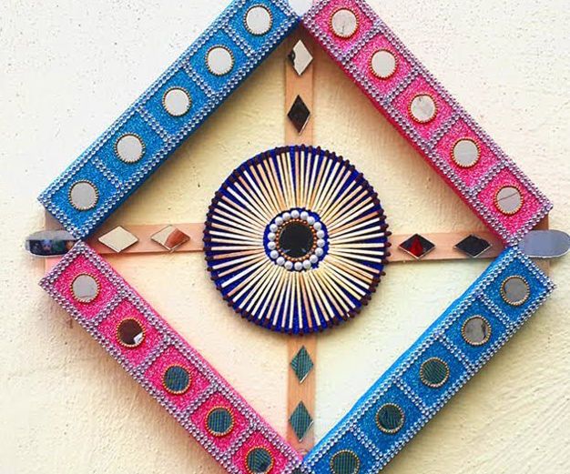 How to Make a Wall Hanging Craft Using Matchbox?
