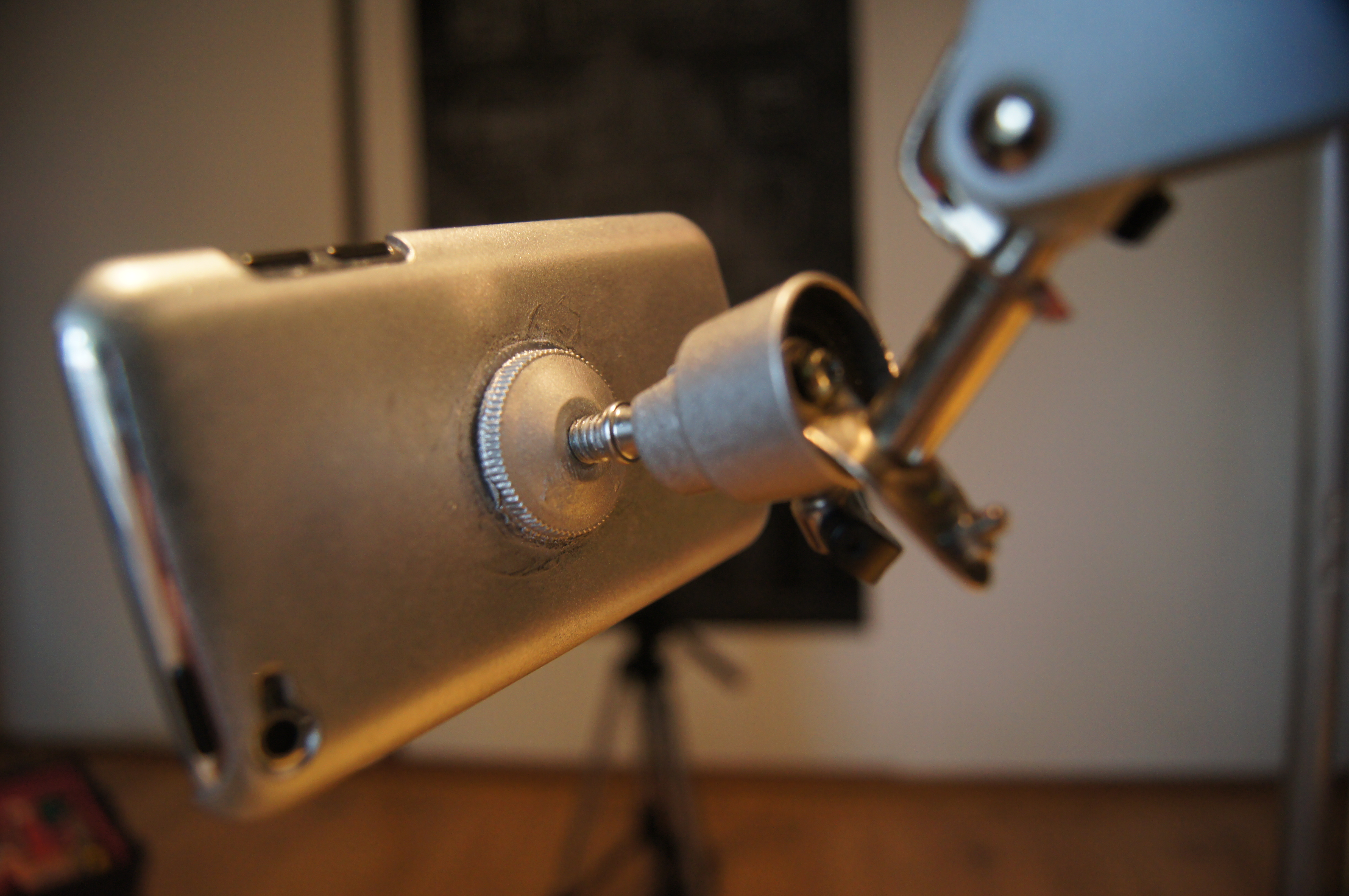 Ipod Touch / Iphone Holder DIY