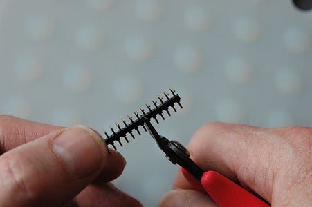Prepare the 6-Pin Connector