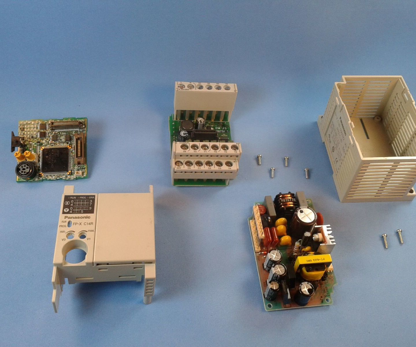 Как Открыть, Разобрать PANASONIC ПЛК FPX - C14R