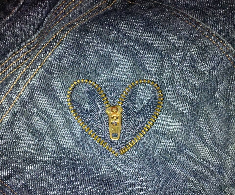 Zipper Heart Decoration
