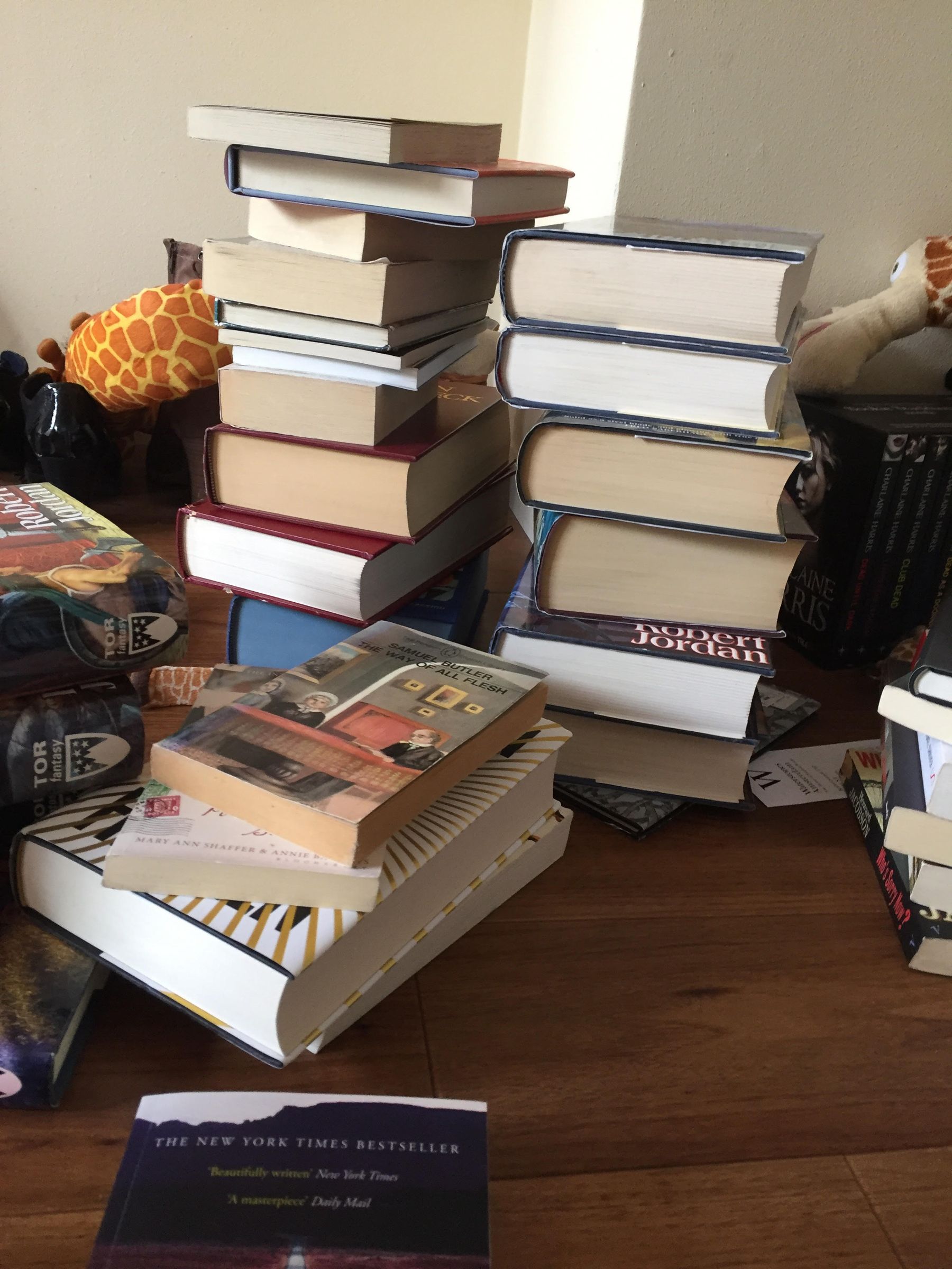 How to Organise Your Bookcase 6 Steps Instructables