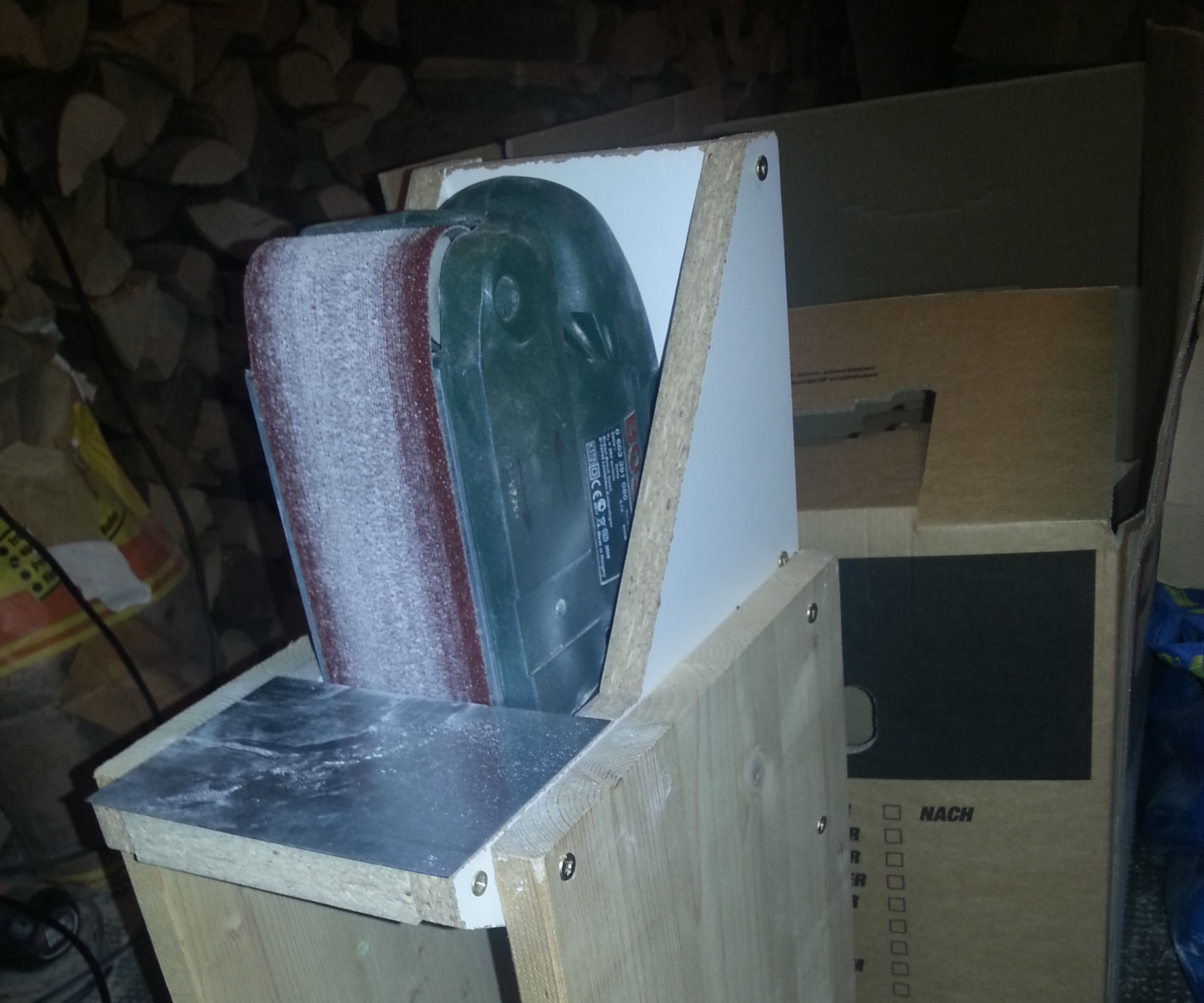 Super Simple Belt Sander Workbench