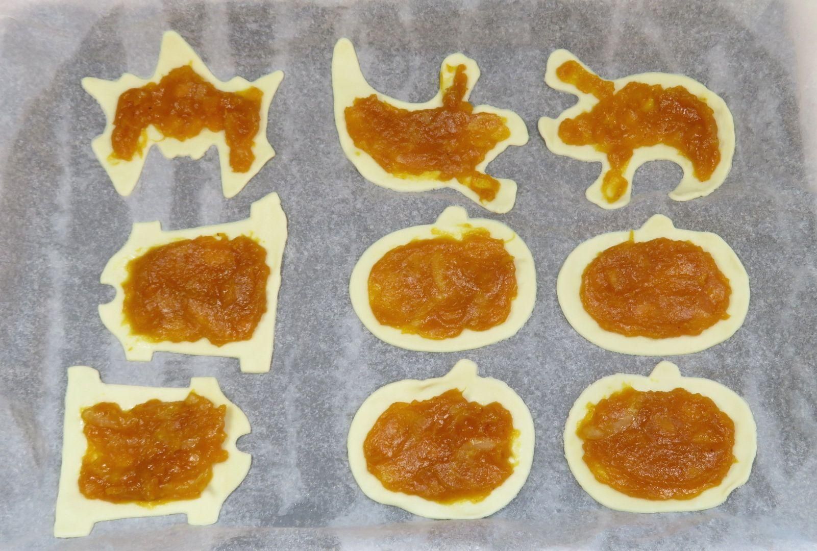 Spiced Pumpkin Marmalade Pastry Puffs 4 Steps (with Pictures