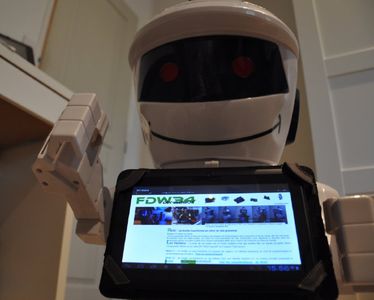TELEPRESENCE ROBOT Version 2 (DIY AVATAR)