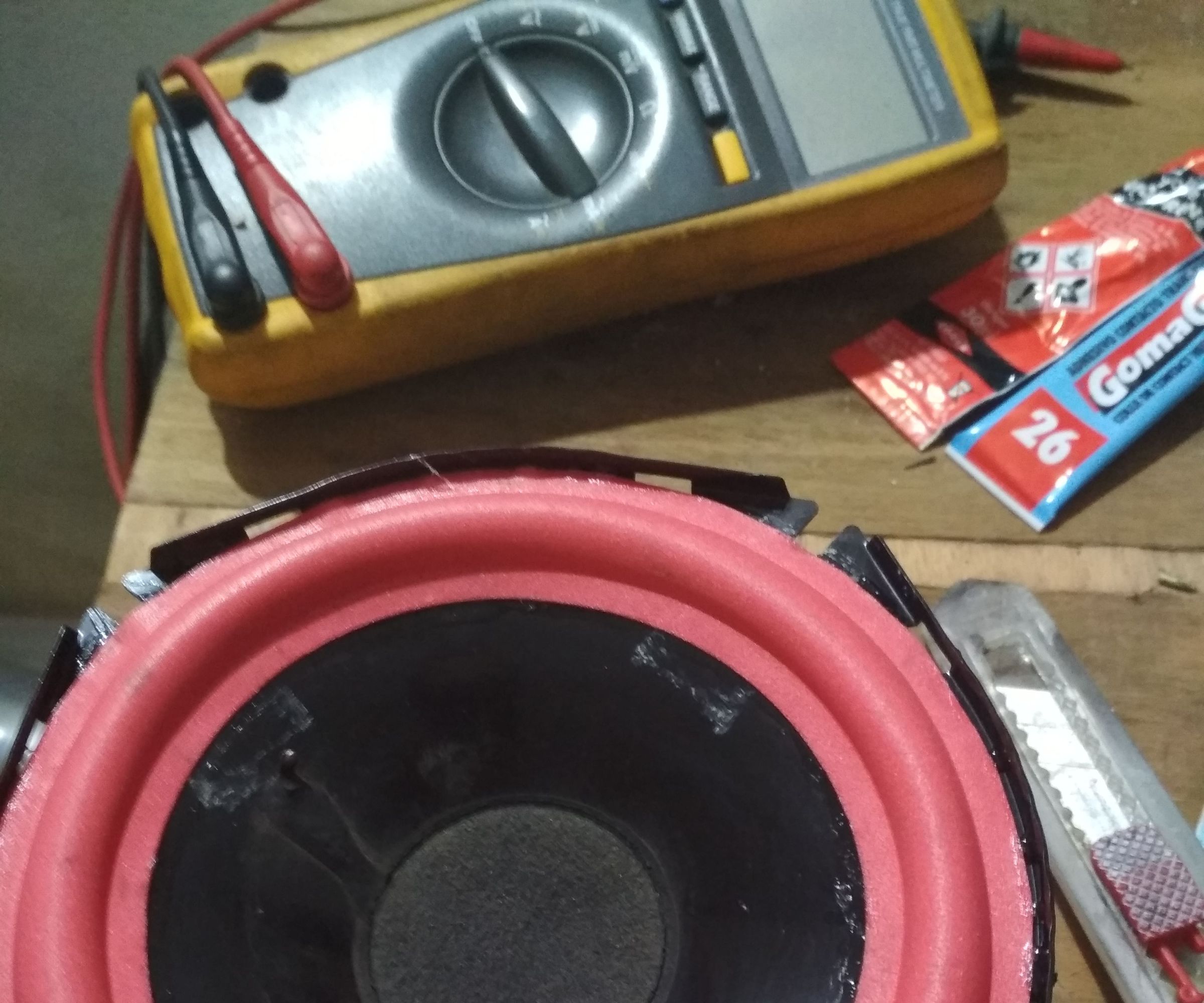 Repair  Damage Speaker