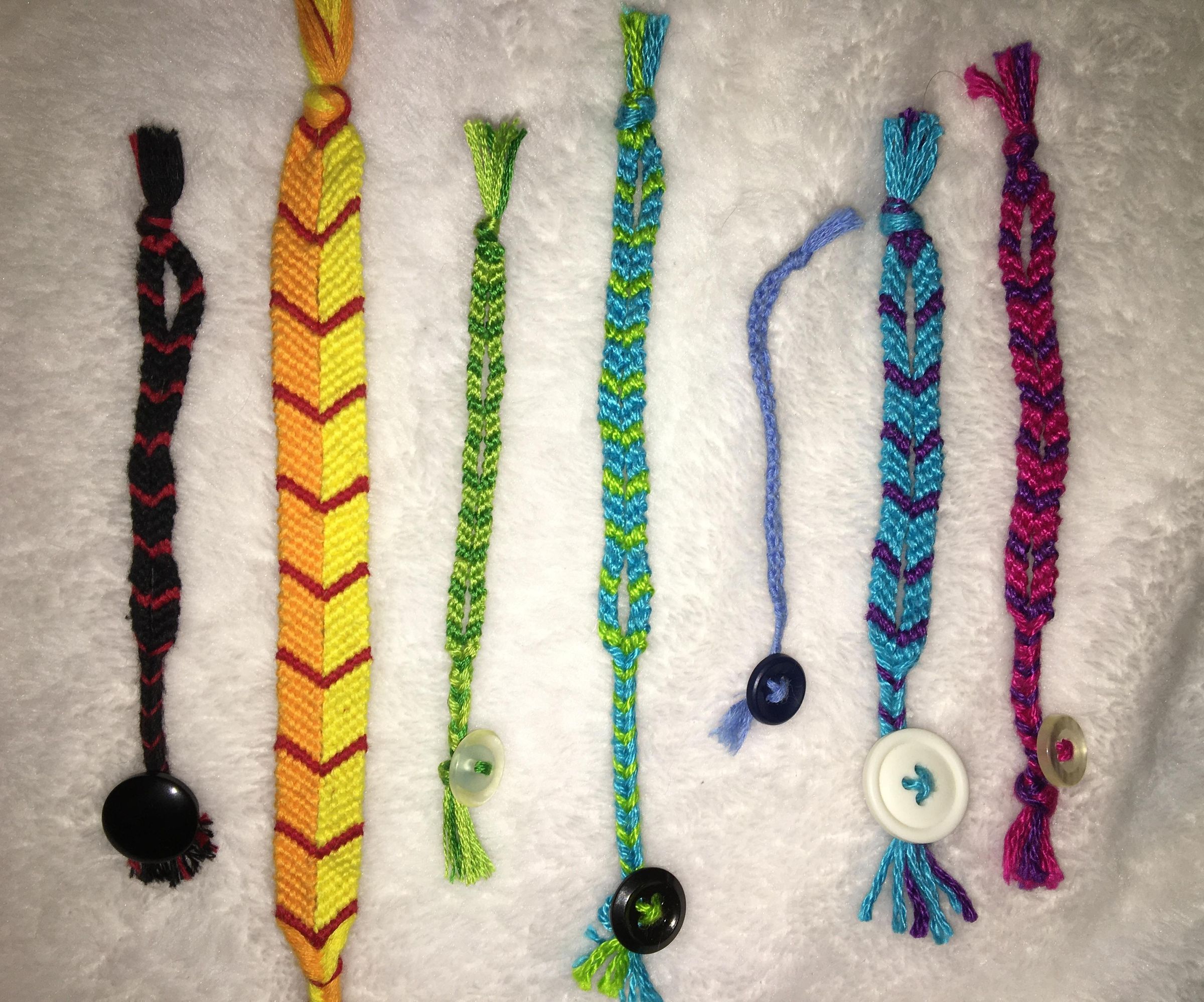 Chevron Friendship Bracelet-Style Cable Wrap (2 Sizes)