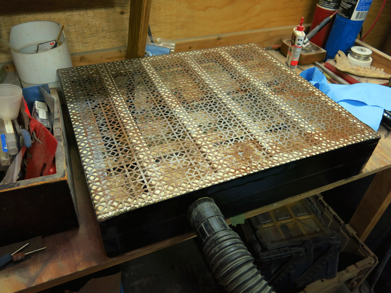 Build a Sander/Vacuum Box Dust Collector (for Your Girlfriend)
