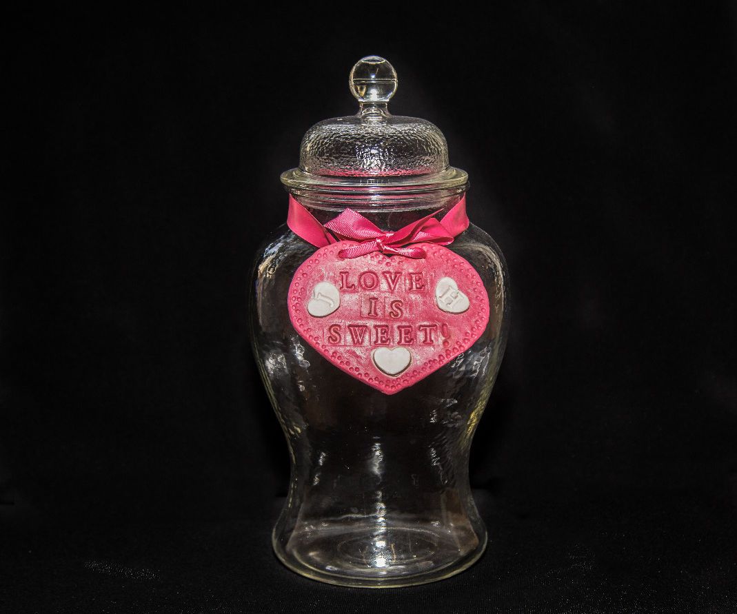 A Sweet Candy Bar Decoration Using Color Plus Air Dry Clay