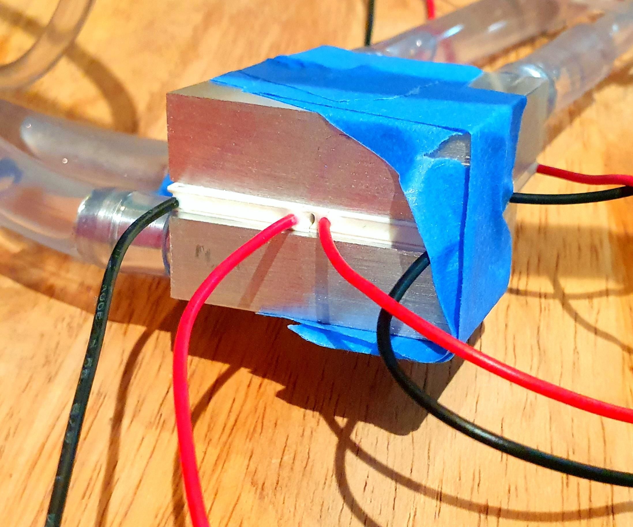 Thermoelectric Beverage Cooler