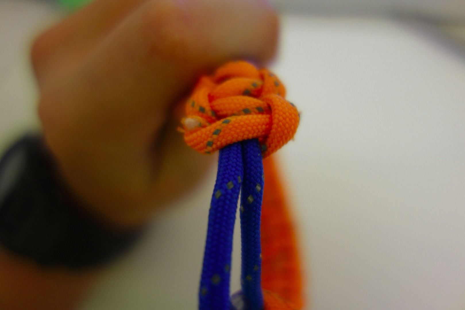 DIY Adjustable Paracord Bracelet 25 Steps (with Pictures) Instructables