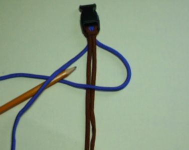 Begin Your First Square Knot the 'right' Way!