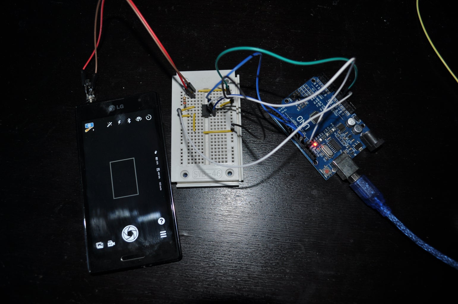 Trigger Smartphone Camera With Arduino : 4 Steps - Instructables