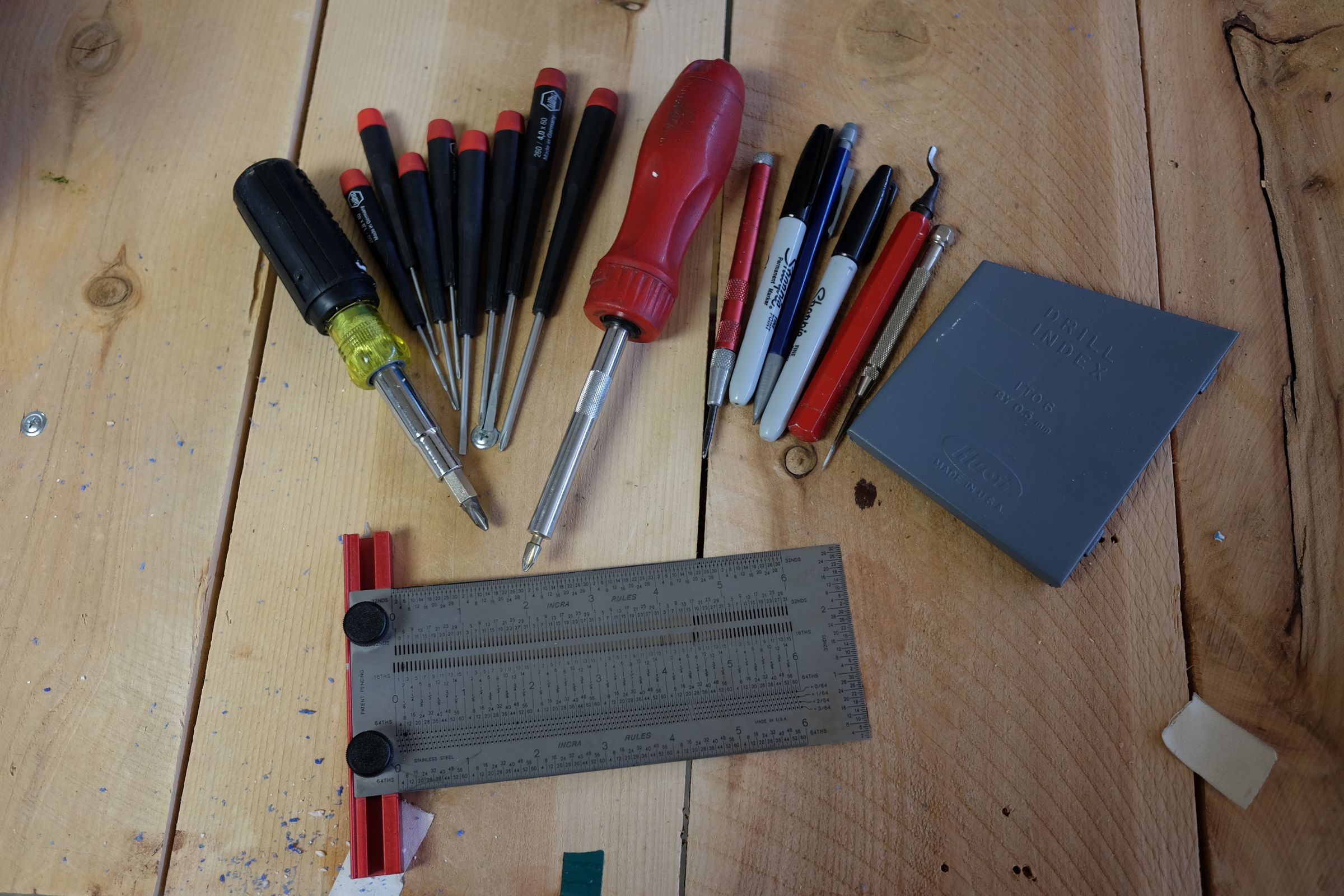 3D Printed Screwdriver, Drill Pen and Ruler Holder Instructables