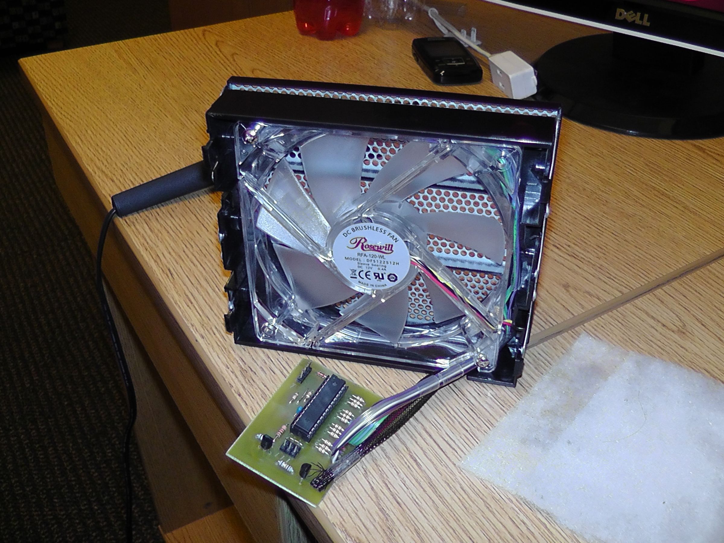FanBus Digital Fan and LED Interface for PC : 7 Steps - Instructables