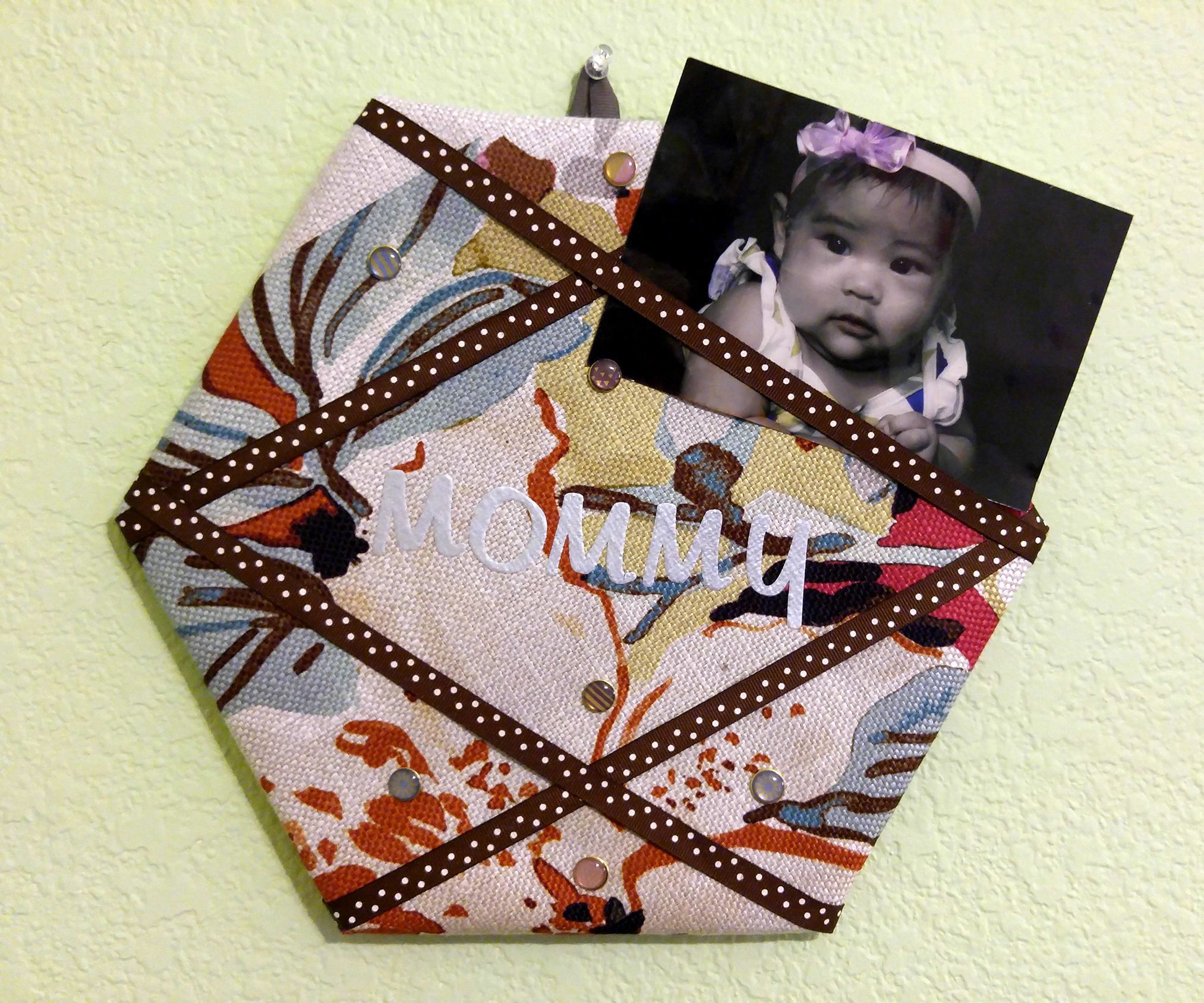 DIY Fabric-Covered Cork Board/Bulletin Board
