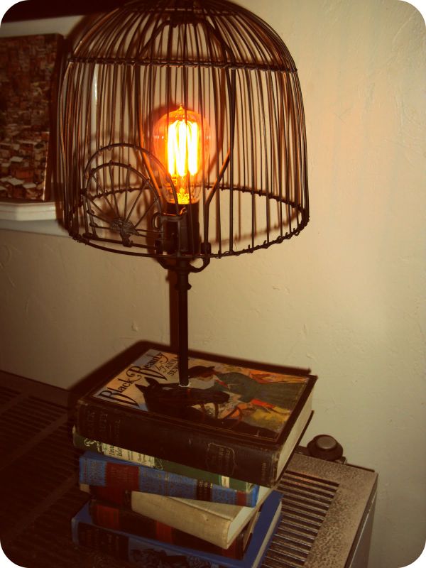 How to Create a Beautiful Book Lamp