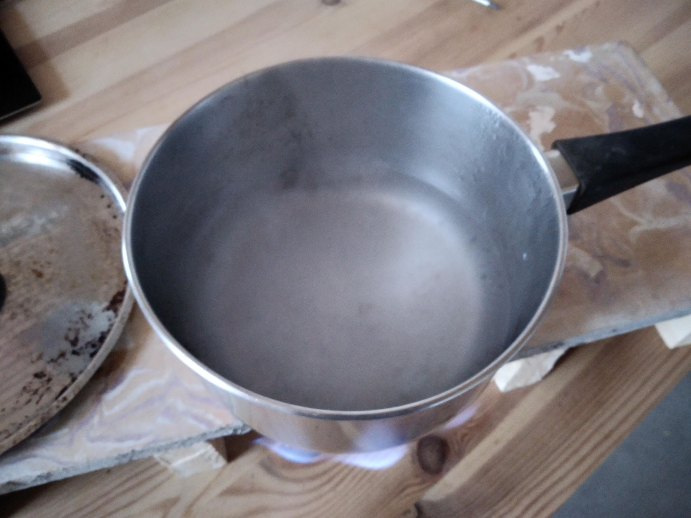 The Two Fingers Alcohol Stove (No Tools) 5 Steps (with Pictures