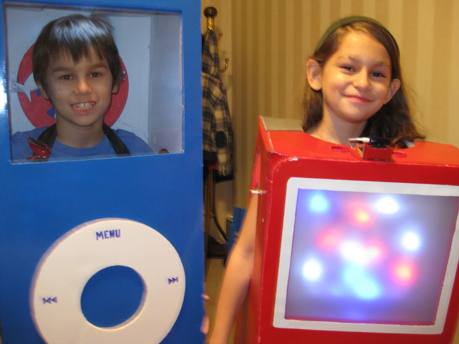 Create Real Working IPod Costume(s)