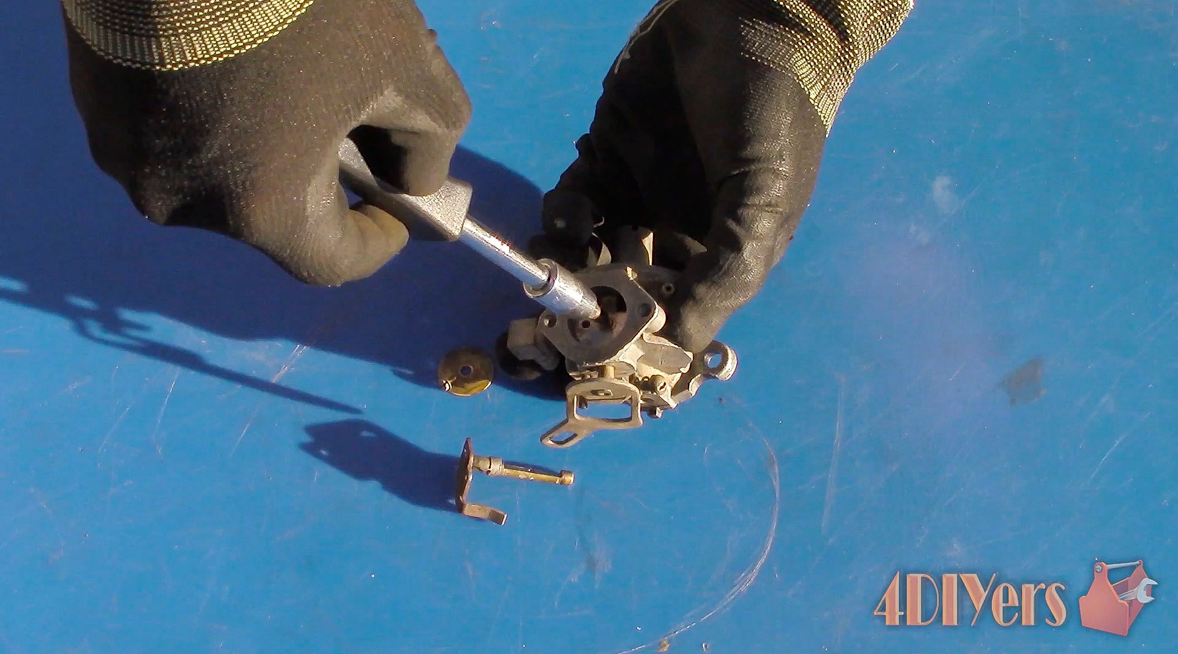 How to Polish and Port a Carburetor and Intake 6 Steps (with Pictures