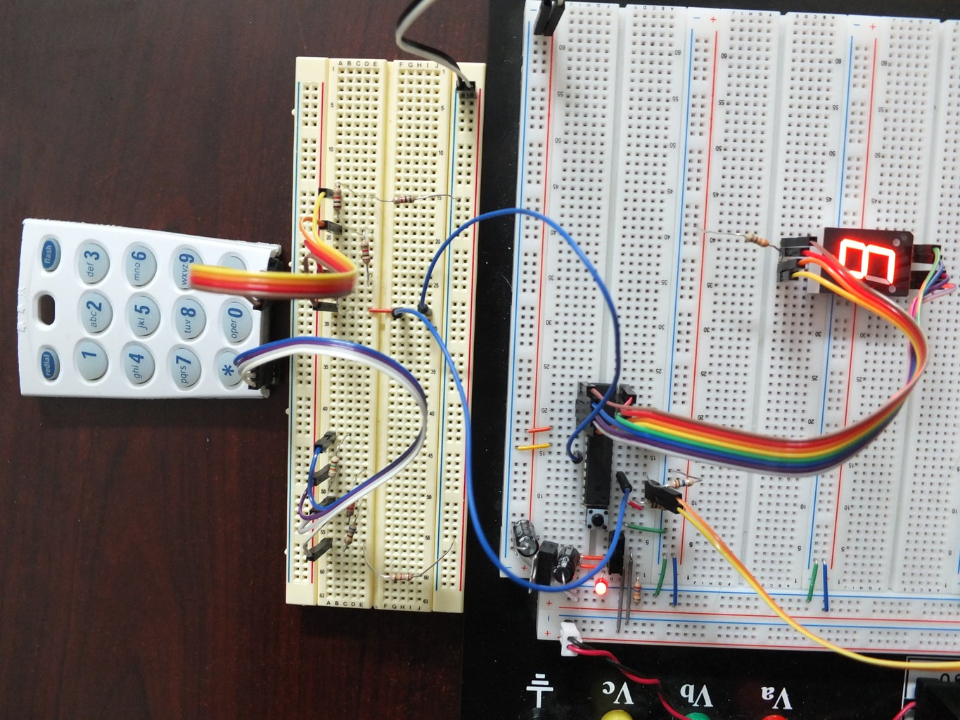 Wiring the 7-seg Display