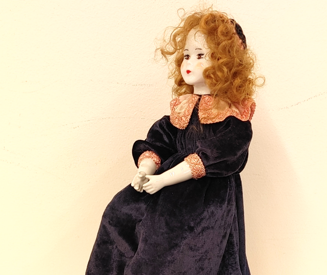 Possesed Doll ; Anabell