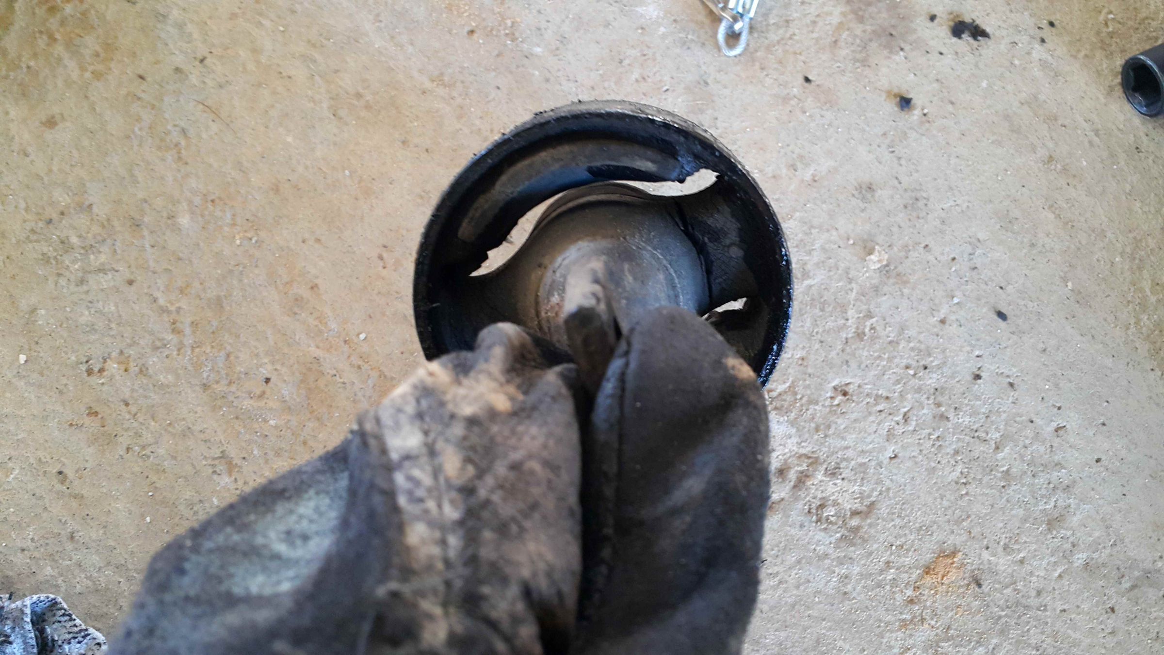 Replacing Trailing Arm Bushings on My Honda Civic! 4 Steps