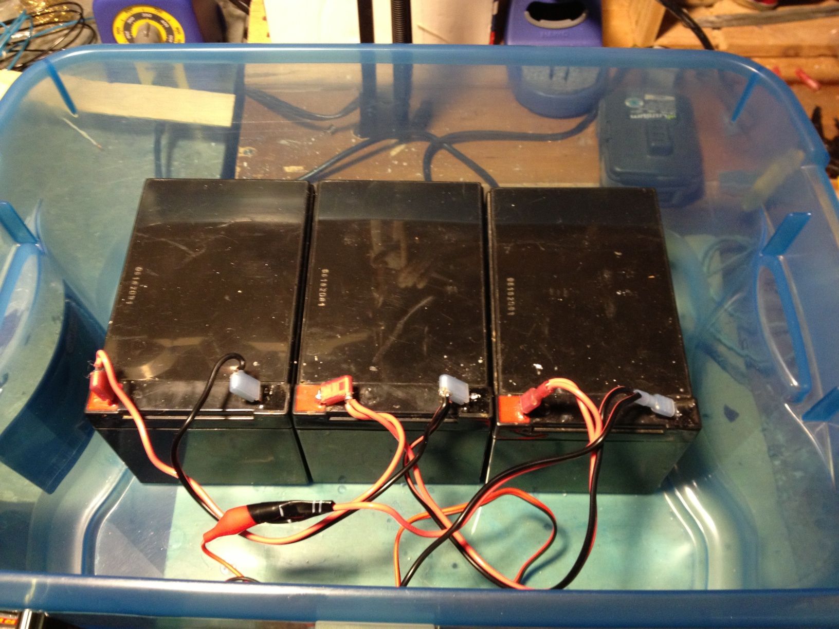 Household Solar 12V Device Charger