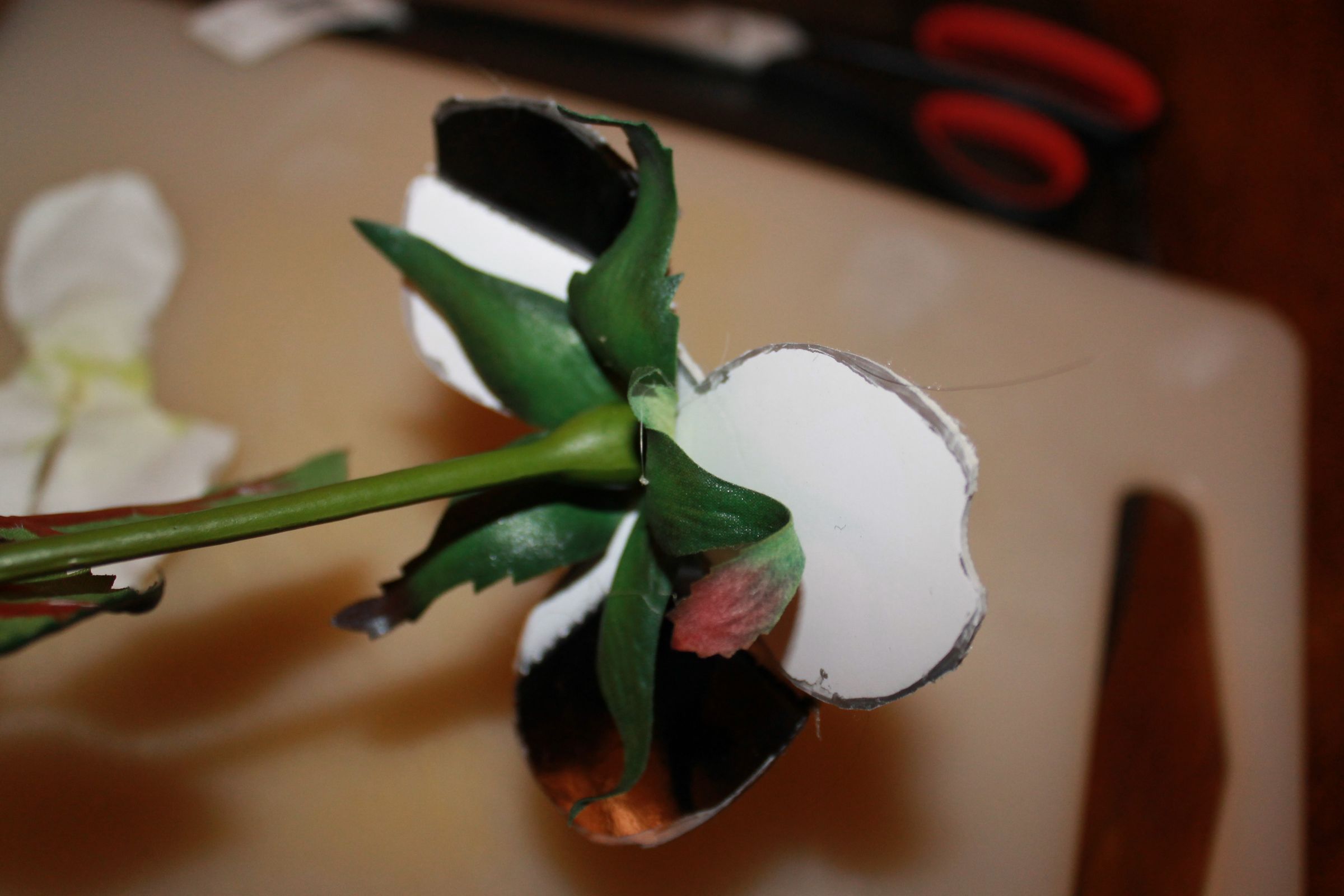 Making Roses Using Basketball's Tutorial Rose Buds From a Soccer Ball (or Other Sport) : 7 Steps - Instructables