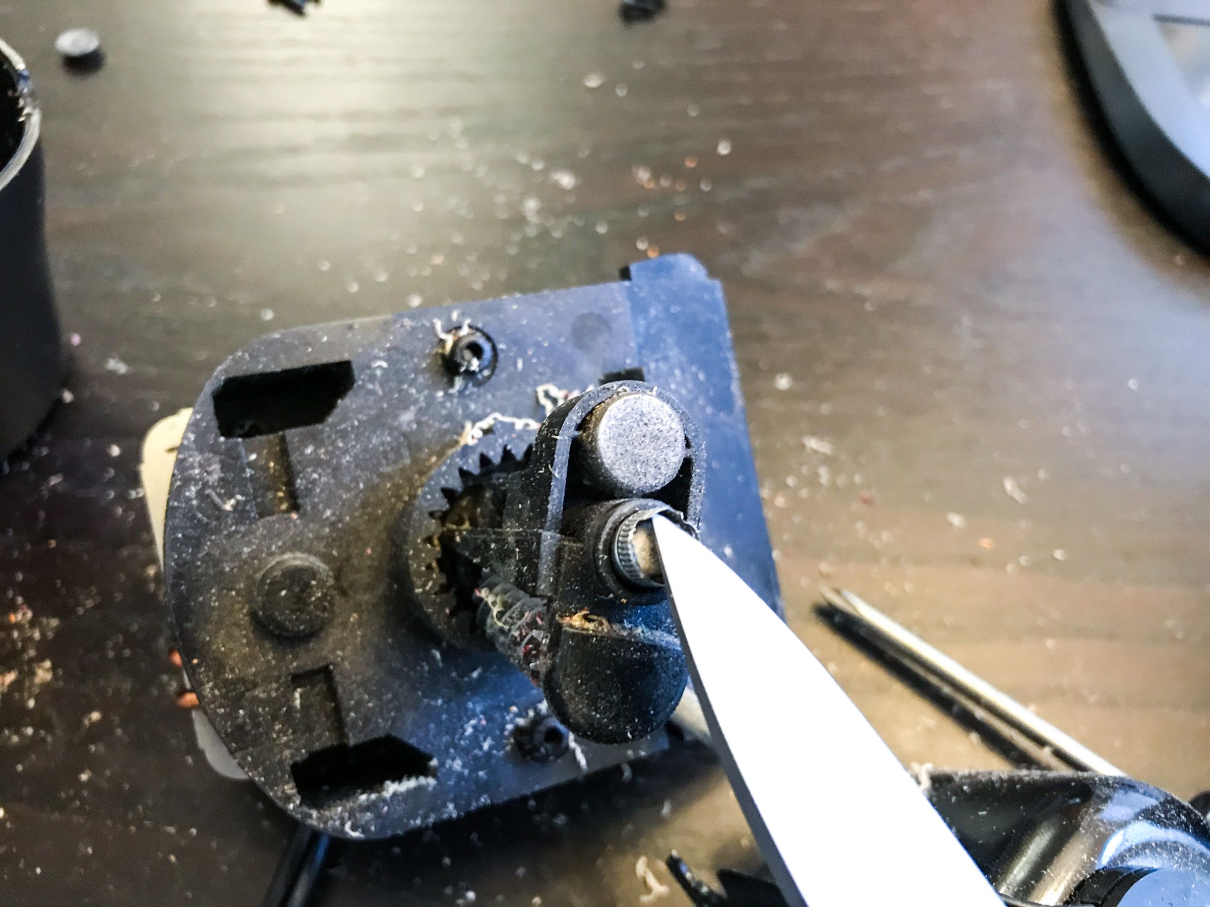 How to Fix a Jammed Electric Pencil Sharpener 5 Steps Instructables