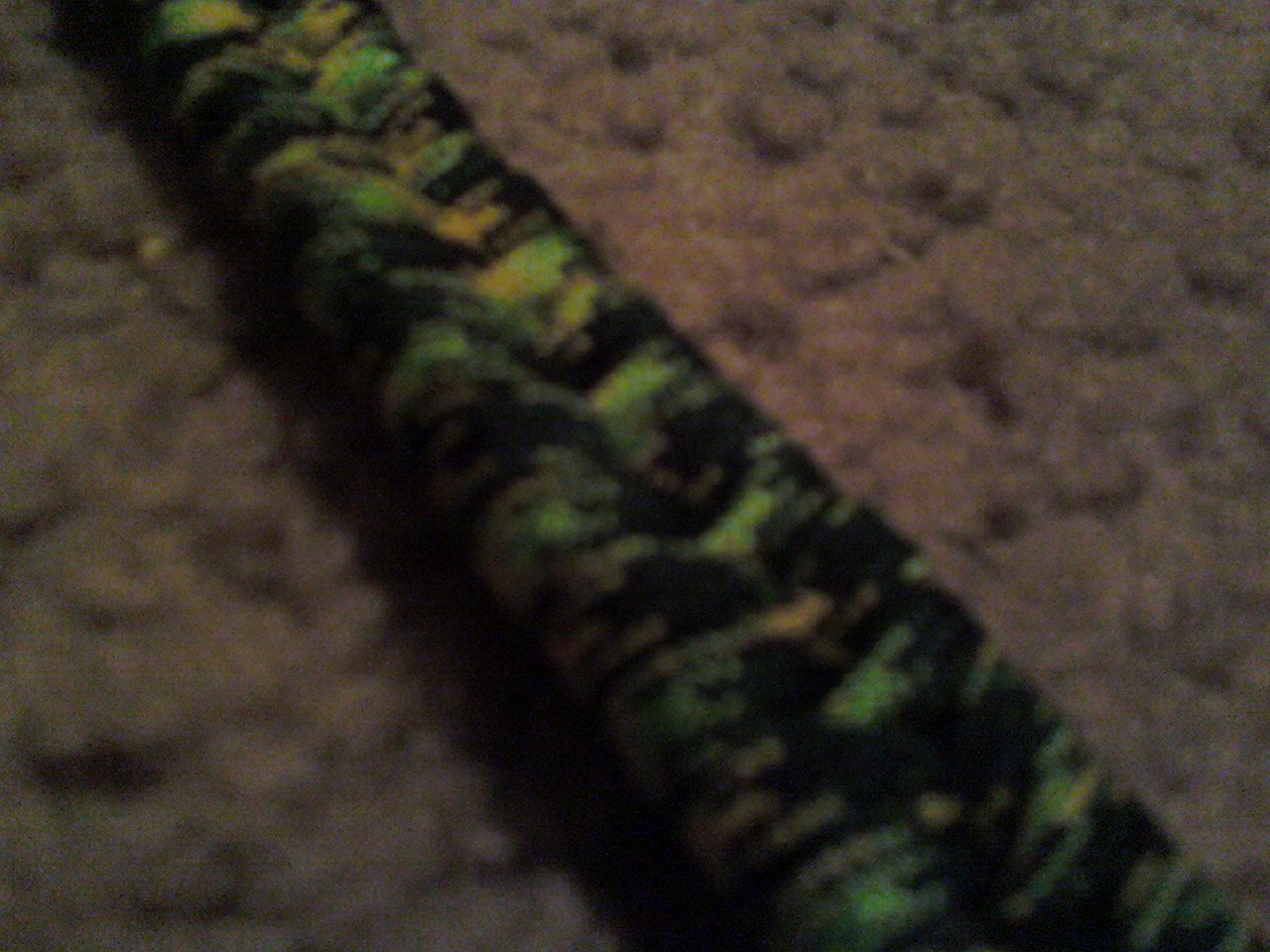 How to Make Fishtail Paracord Bracelet