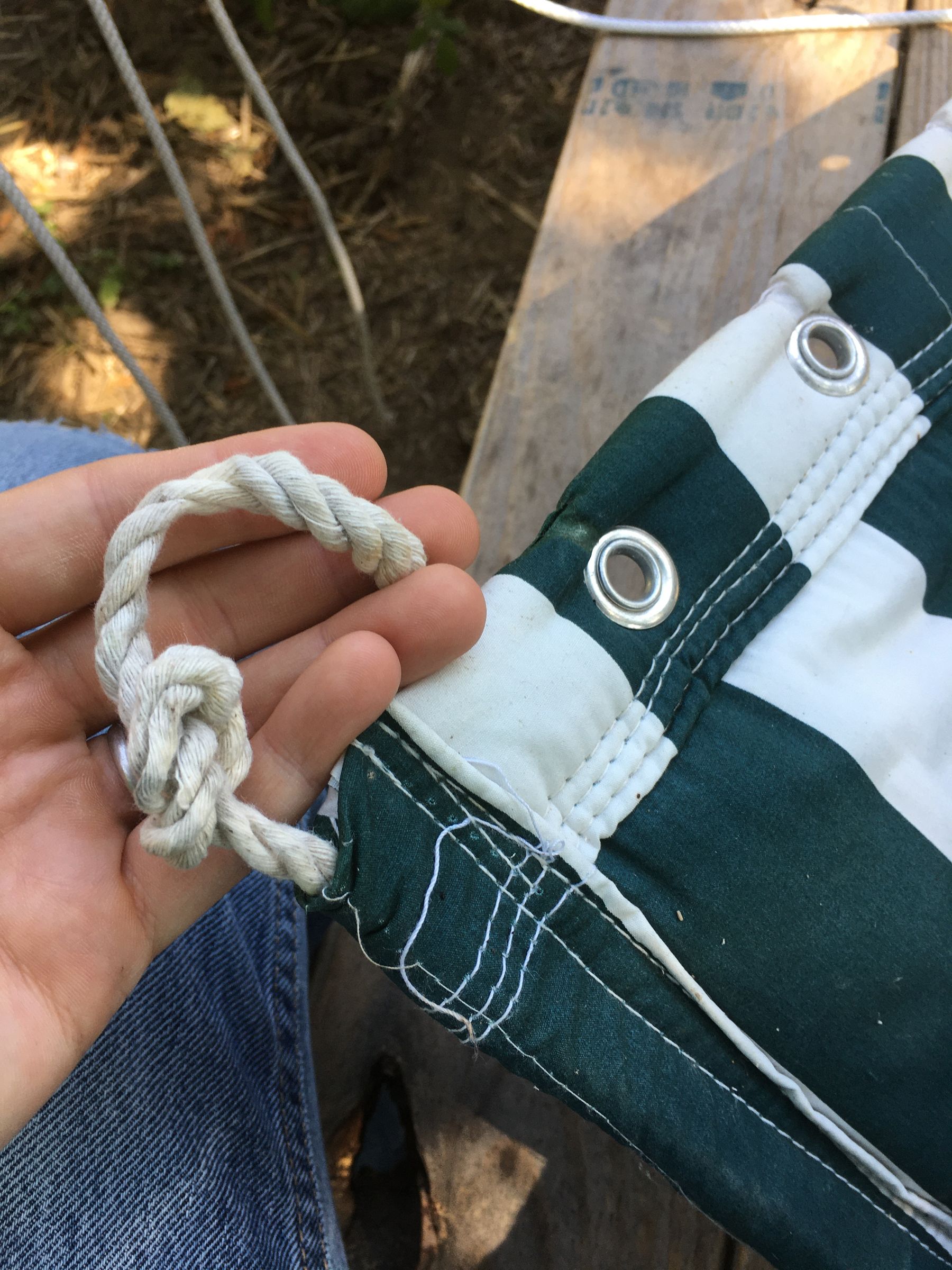 ReString a Hammock With a Spreader Bar 4 Steps (with Pictures