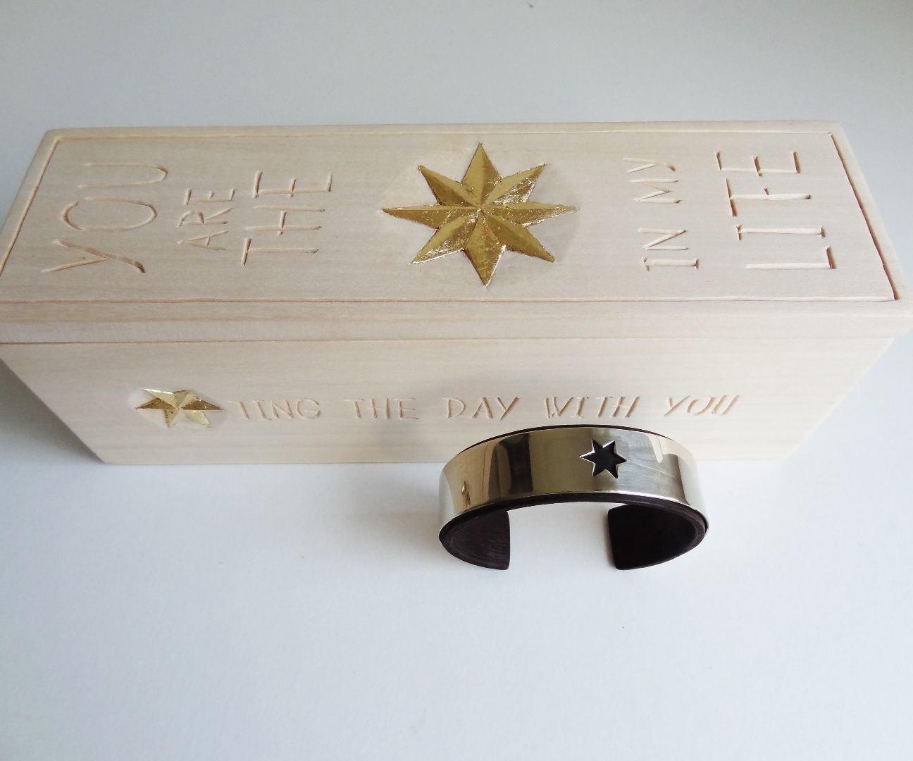 Make a Box and Bracelet to Your Dearest Star