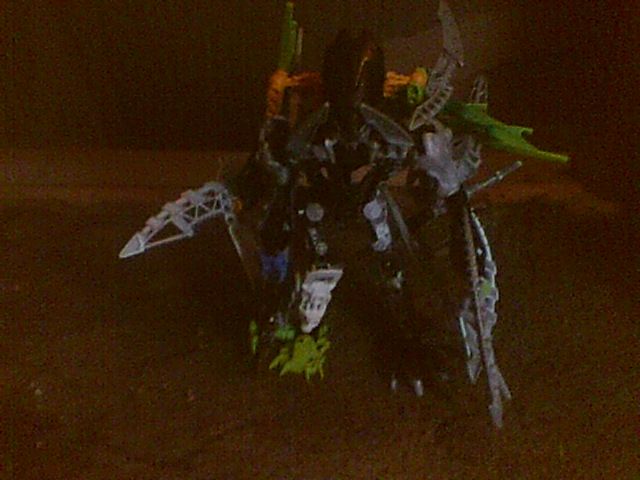 Mega Makuta