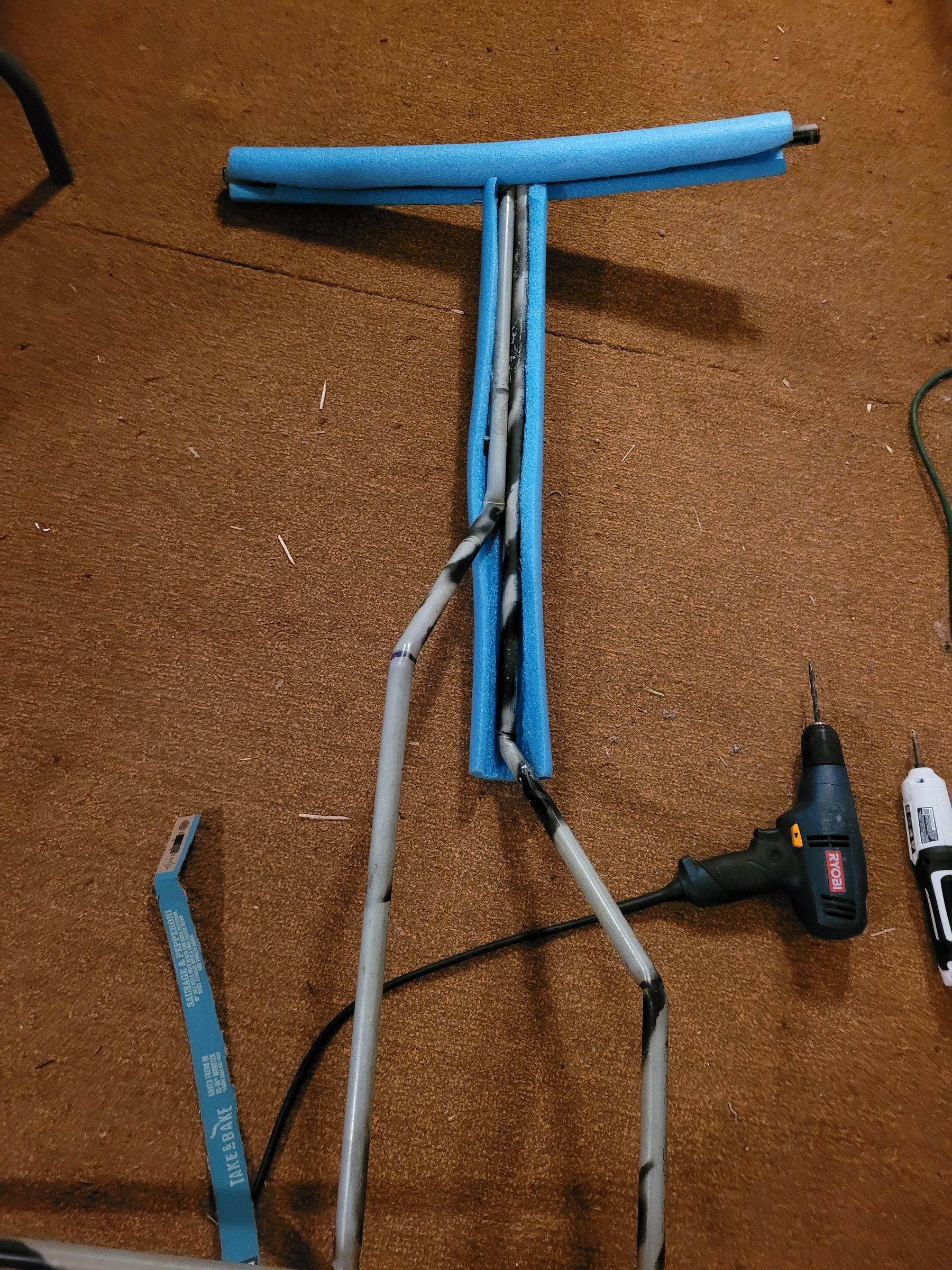 8 Foot Tall Skeleton From PVC, Pool Noodles, and Spray Foam 8 Steps