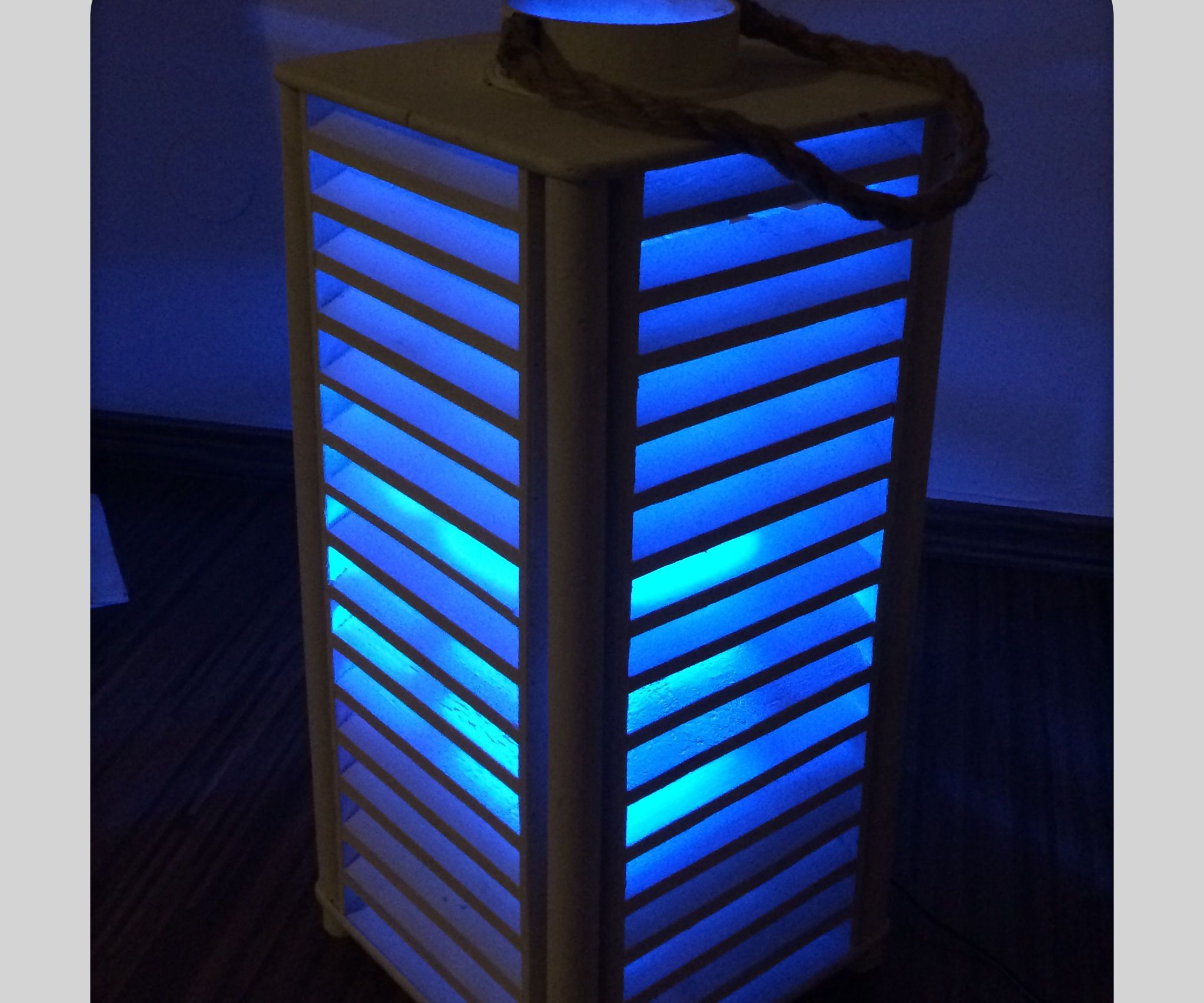 High Power RGB LED Moodlamp Which Syncs With Philips Hue