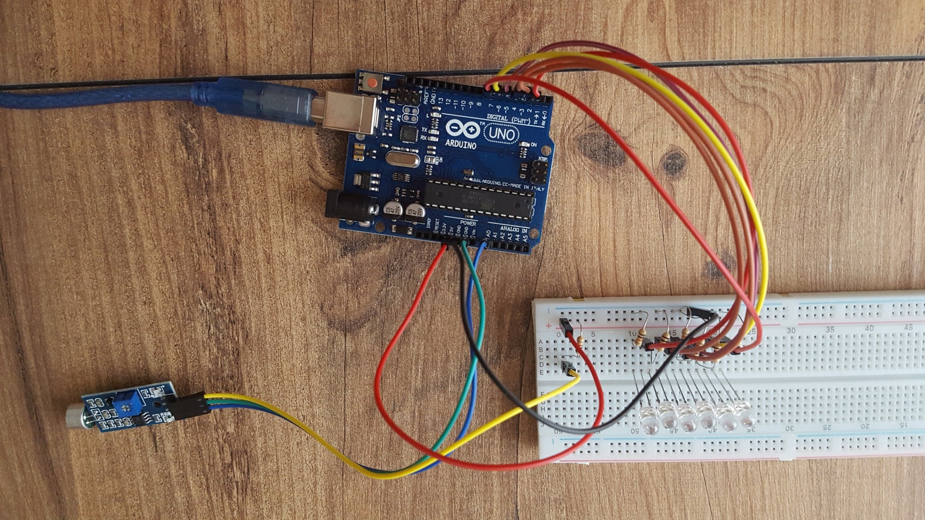 LED Lights Reflecting Sound Level Using Microphone and Arduino Uno : 4 ...