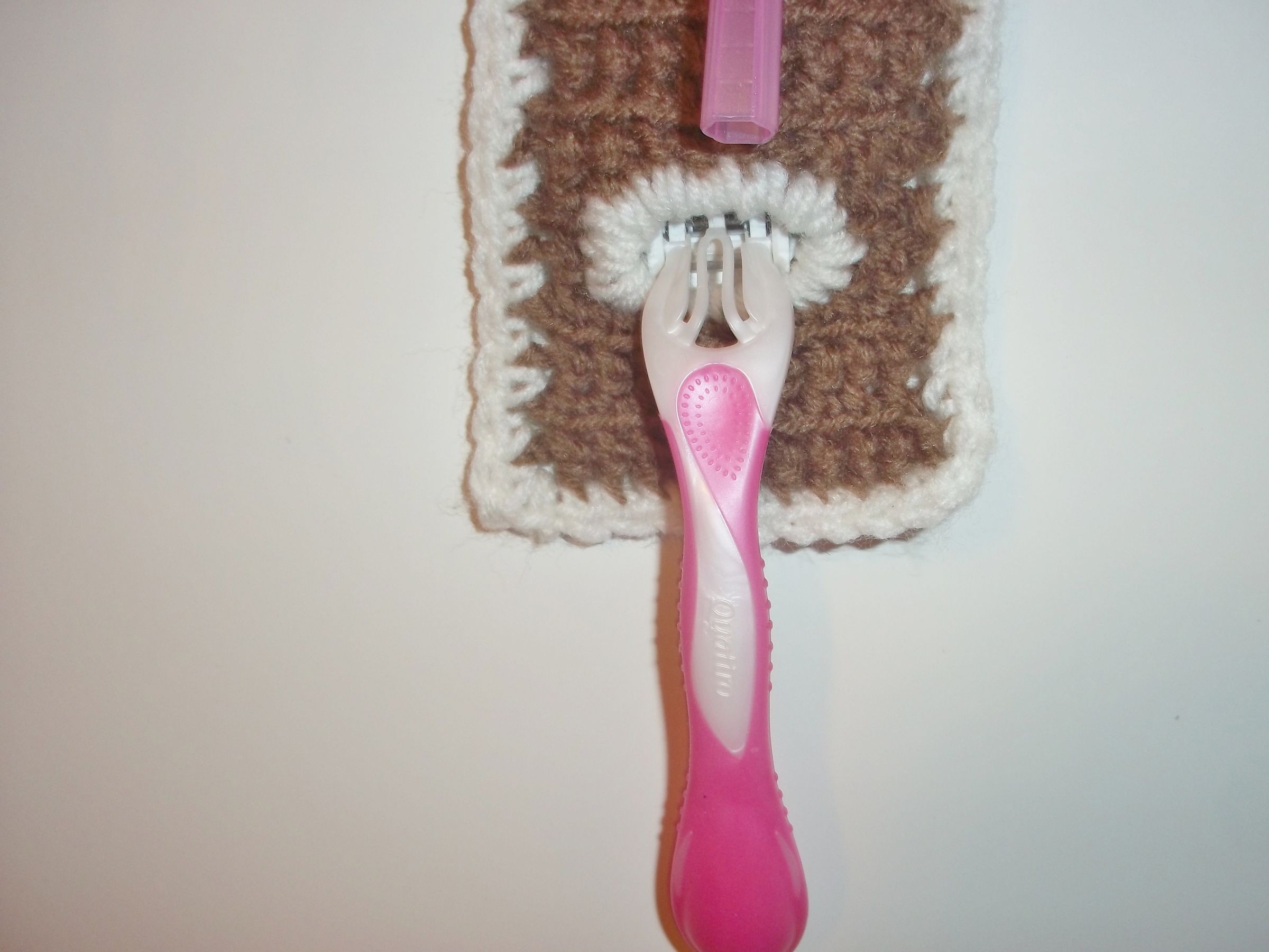 Razor Caddy for Shower (Crochet Pattern) (with Pictures) - Instructables