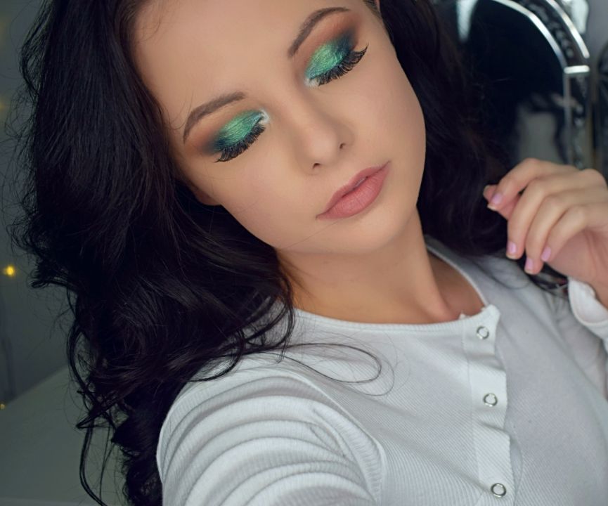 Green Ombre Smokey Eye