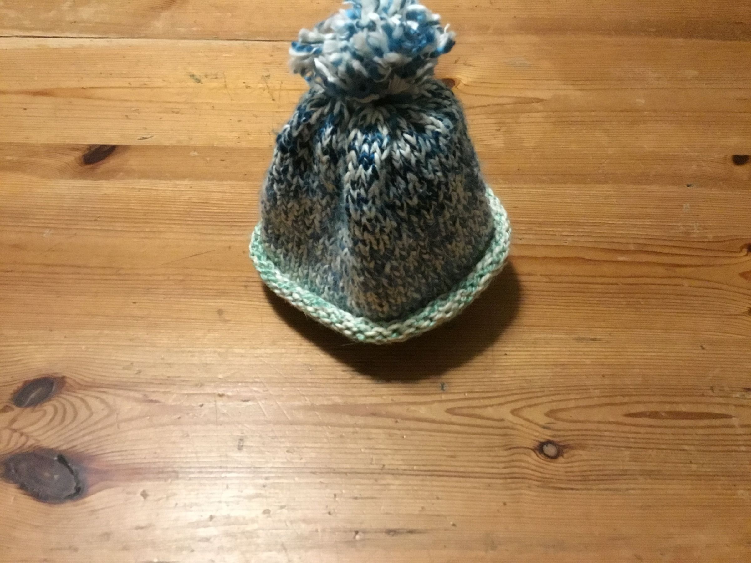 Knit Hat With Pom Pom : 6 Steps Instructables