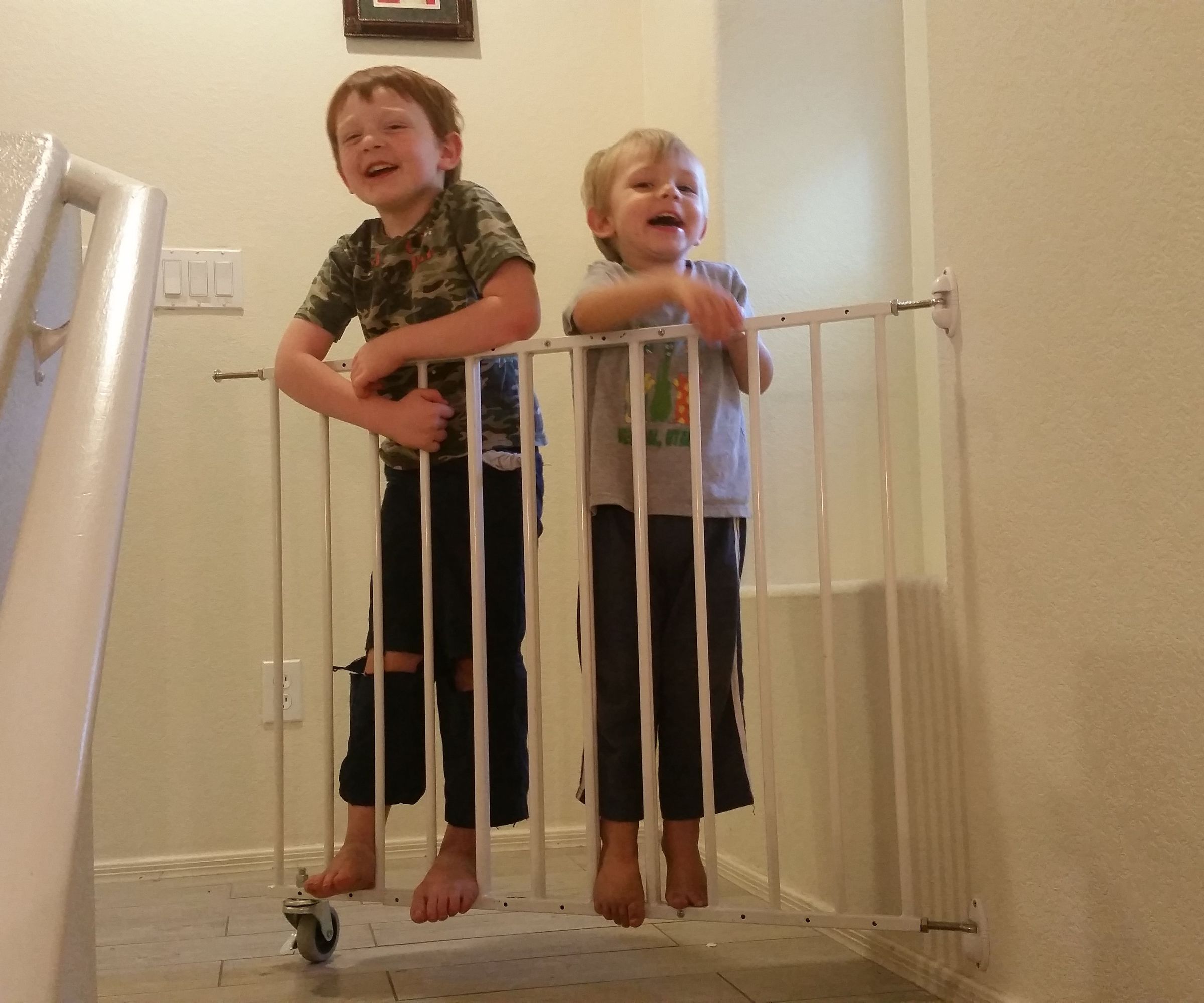 TRULY Childproof Safety Gate